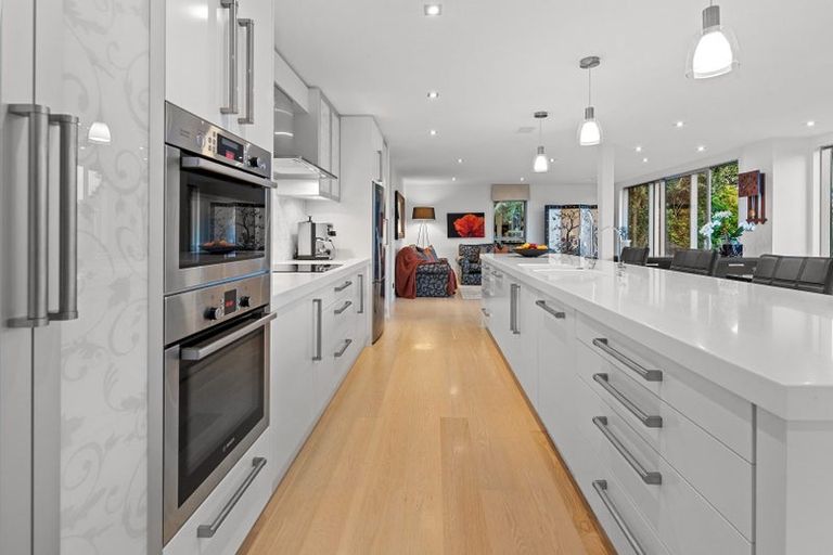 Photo of property in 39 Maritime Terrace, Birkenhead, Auckland, 0626