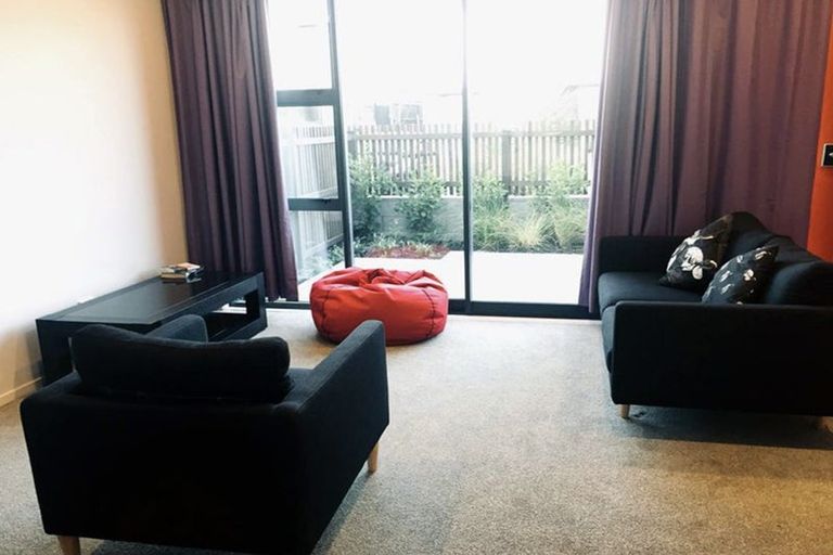 Photo of property in 25 Onekiritea Road, Hobsonville, Auckland, 0616