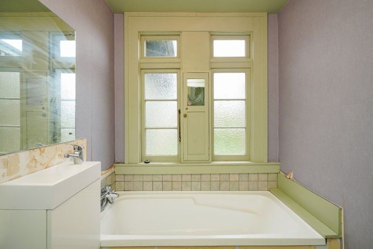 Photo of property in 8 Alice Street, Gladstone, Invercargill, 9810