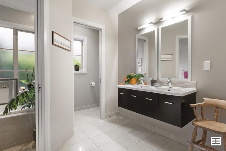 Photo of property in 2 Portofina Court, Papamoa Beach, Papamoa, 3118