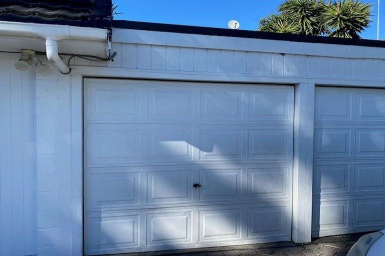 Photo of property in 169 Bucklands Beach Road, Bucklands Beach, Auckland, 2012