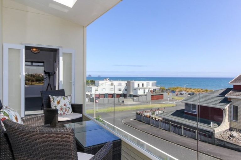 Photo of property in 4 Hamblyn Street, Strandon, New Plymouth, 4312