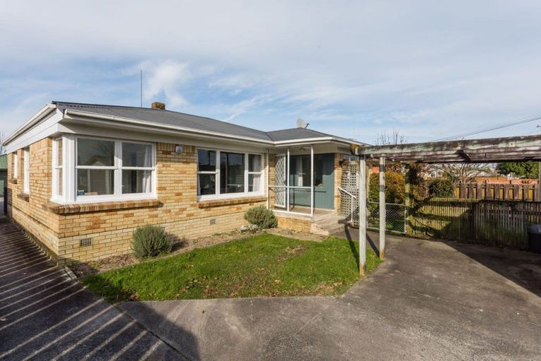 Photo of property in 58 Vardon Road, St Andrews, Hamilton, 3200