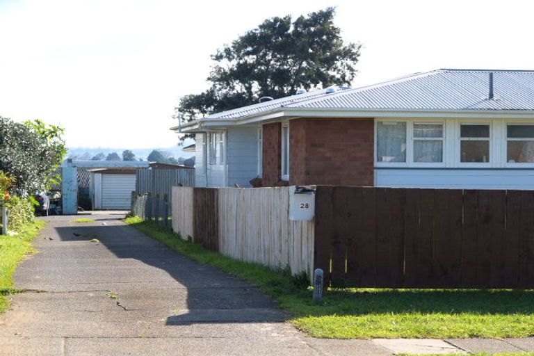 Photo of property in 28 Cranmere Crescent, Mangere East, Auckland, 2024
