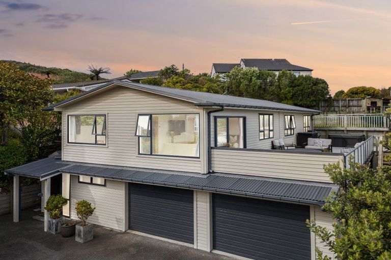 Photo of property in 71 Amapur Drive, Ngaio, Wellington, 6035