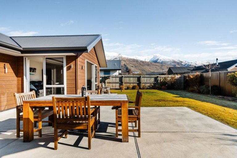Photo of property in 11 Turnbull Crescent, Wanaka, 9305