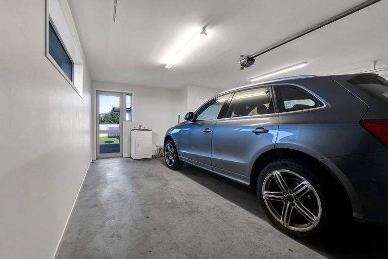 Photo of property in 61 Cyrus Street, Whalers Gate, New Plymouth, 4310