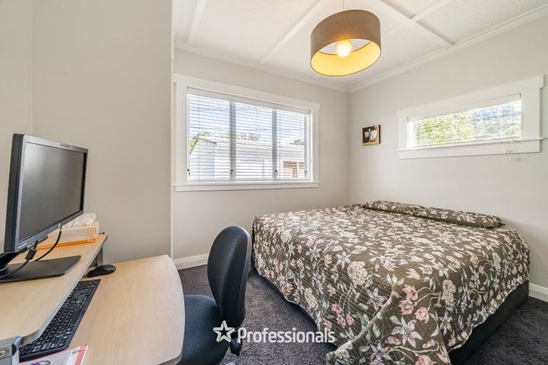 Photo of property in 17 Beaumont Avenue, Alicetown, Lower Hutt, 5010