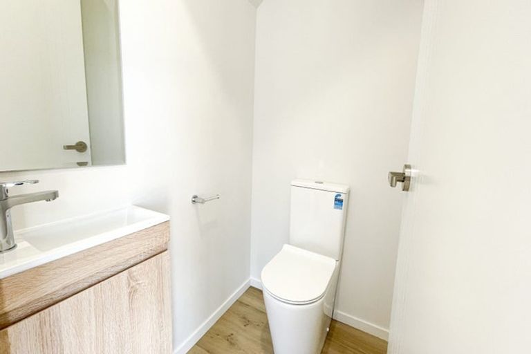 Photo of property in 7d Wellesley Road, Mangere Bridge, Auckland, 2022