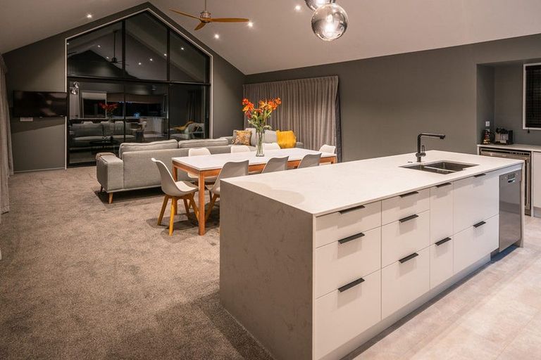 Photo of property in 17 Mistake Drive, Lake Tekapo, 7999