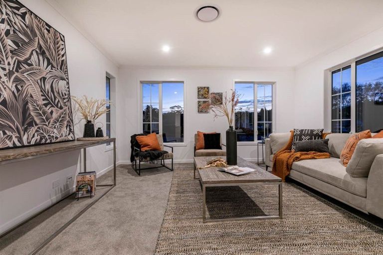 Photo of property in 7 Houpuni Road, Wainui, 0932