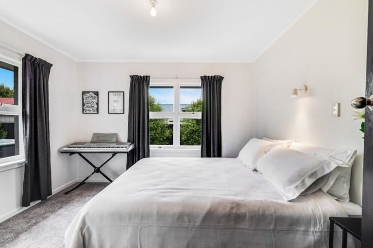 Photo of property in 73 Stanbury Avenue, Somerfield, Christchurch, 8024