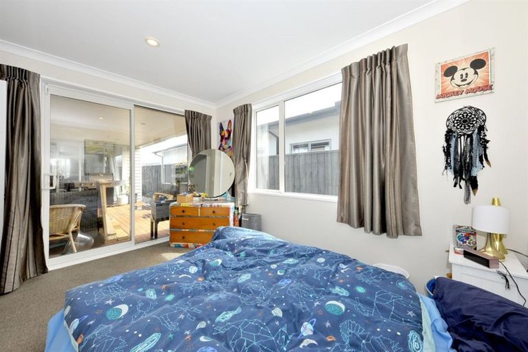 Photo of property in 36 Solander Road, Pegasus, 7612