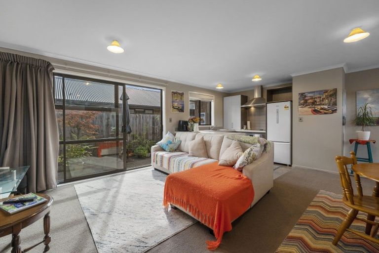 Photo of property in 9/108 Old Farm Road, Hamilton East, Hamilton, 3216