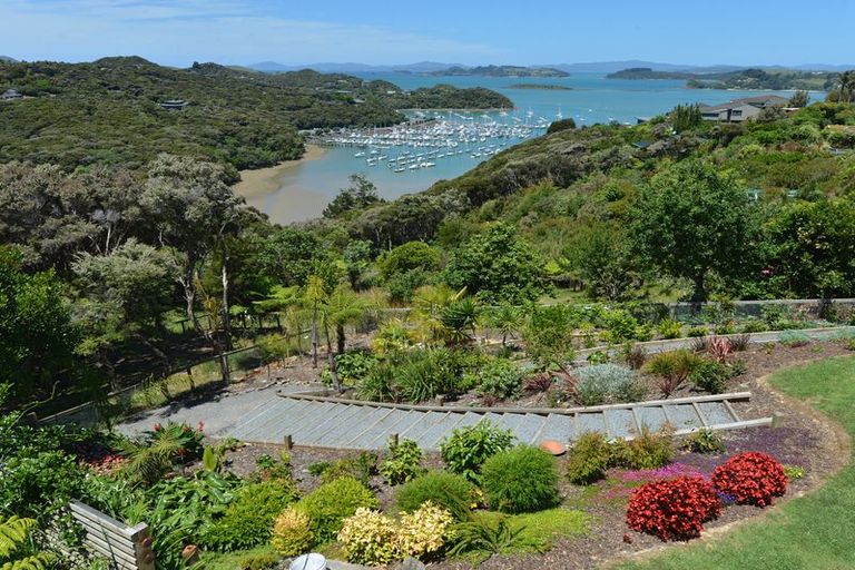 Photo of property in 27 Doves Bay Road, Kerikeri, 0294