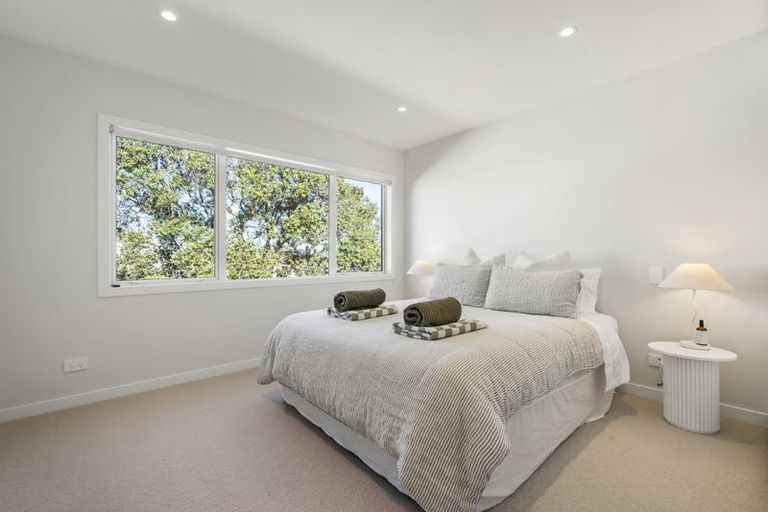 Photo of property in 8/118 Vauxhall Road, Narrow Neck, Auckland, 0624