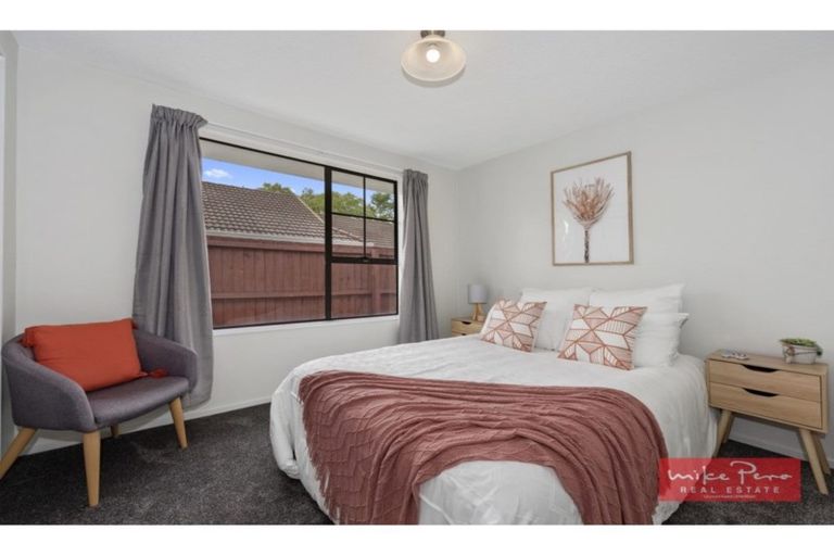 Photo of property in 1/34 Solomon Avenue, Redwood, Christchurch, 8051