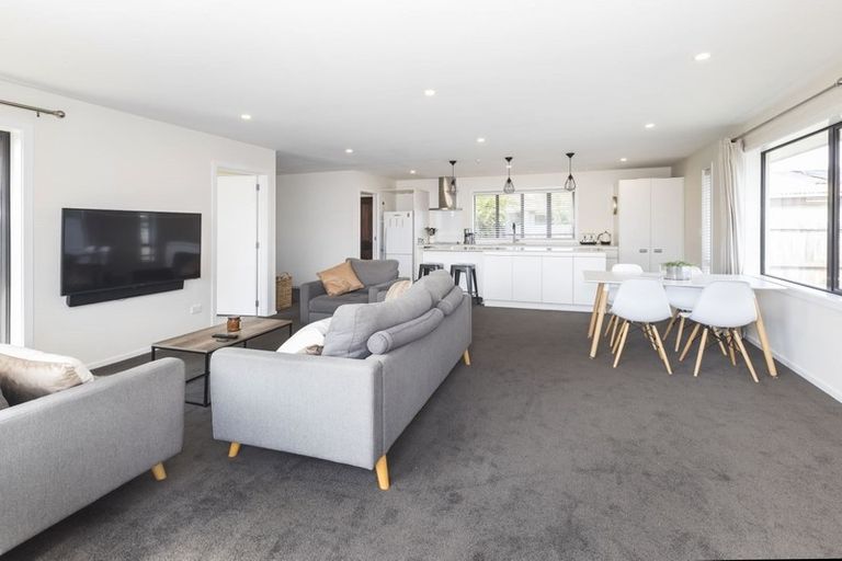 Photo of property in 10 Epping Place, Burnside, Christchurch, 8053