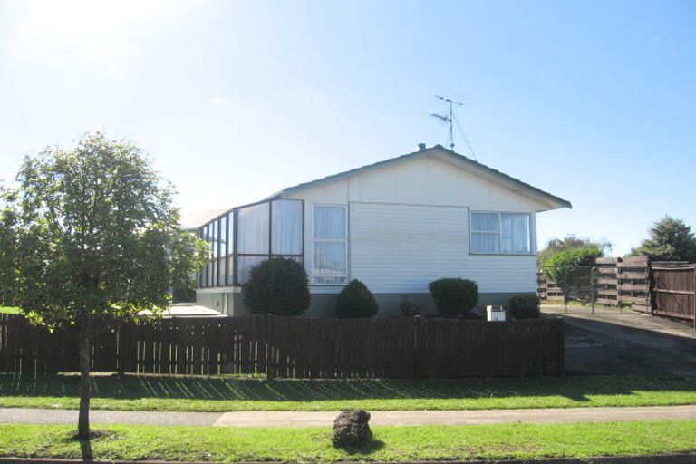 Photo of property in 162 Cascades Road, Pakuranga Heights, Auckland, 2010