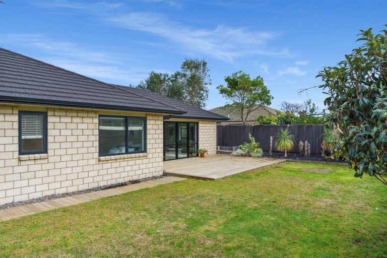 Photo of property in 26 Butterworth Crescent, Papamoa Beach, Papamoa, 3118