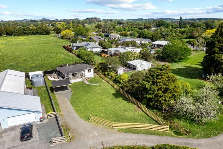 Photo of property in 972 Kahikatea Flat Road, Waitoki, 0871