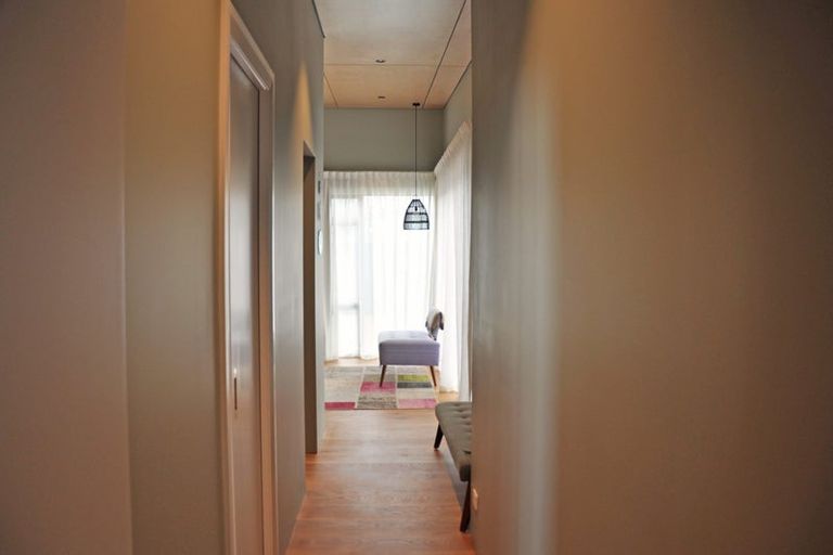 Photo of property in 52 Sandpiper Avenue, Point Wells, 0986