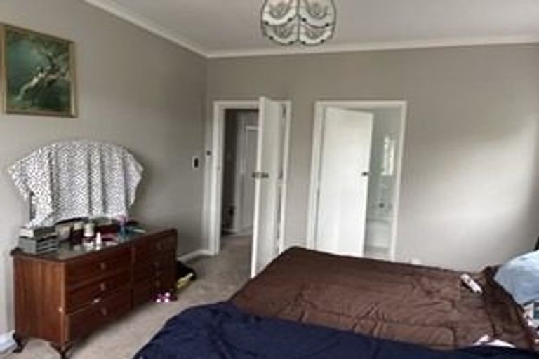 Photo of property in 98/98a Weraroa Road, Levin, 5510