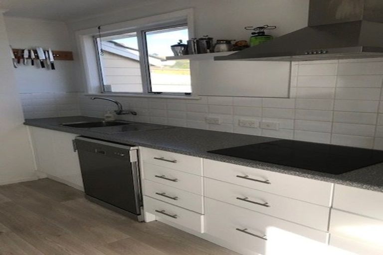 Photo of property in 80 Mckillop Street, Ranui, Porirua, 5024