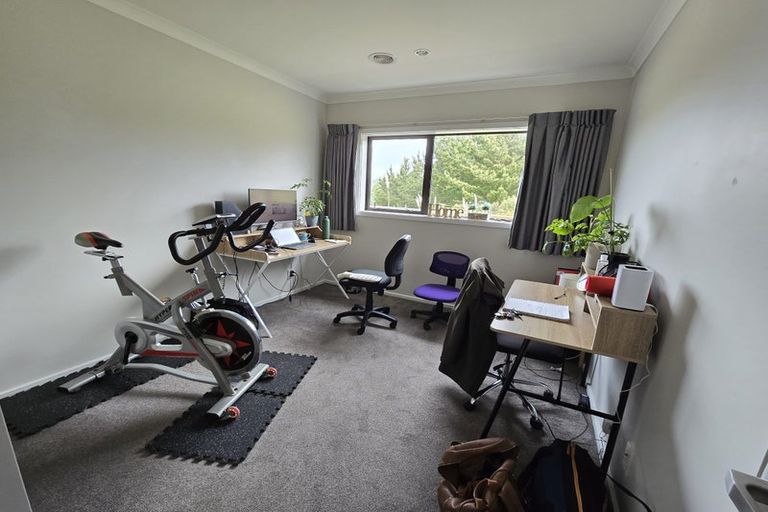 Photo of property in 116 Endeavour Drive, Whitby, Porirua, 5024