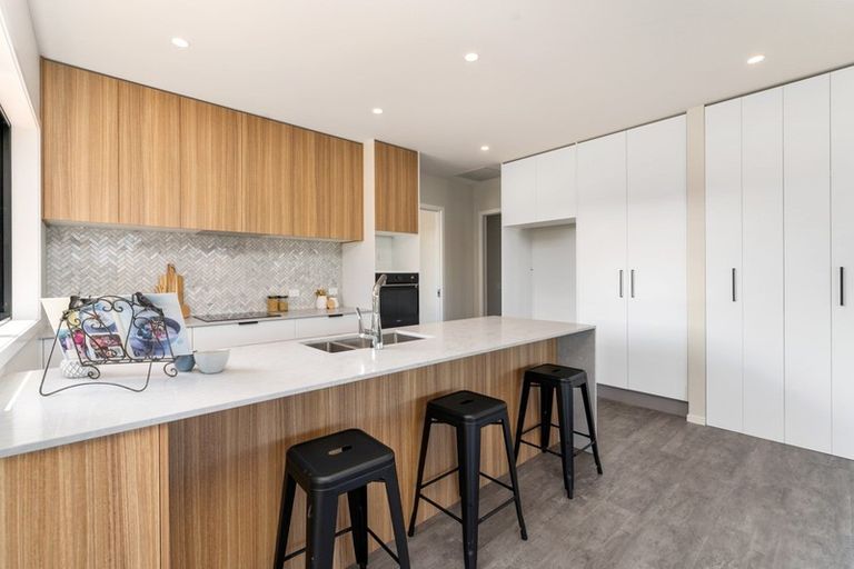 Photo of property in 21 Tararua Crescent, Otaki, 5512