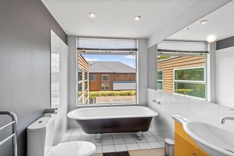 Photo of property in 20a Gordon Avenue, St Albans, Christchurch, 8014