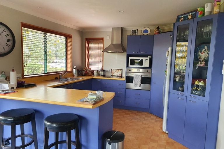 Photo of property in 13 Panckhurst Drive, Woodend, 7610