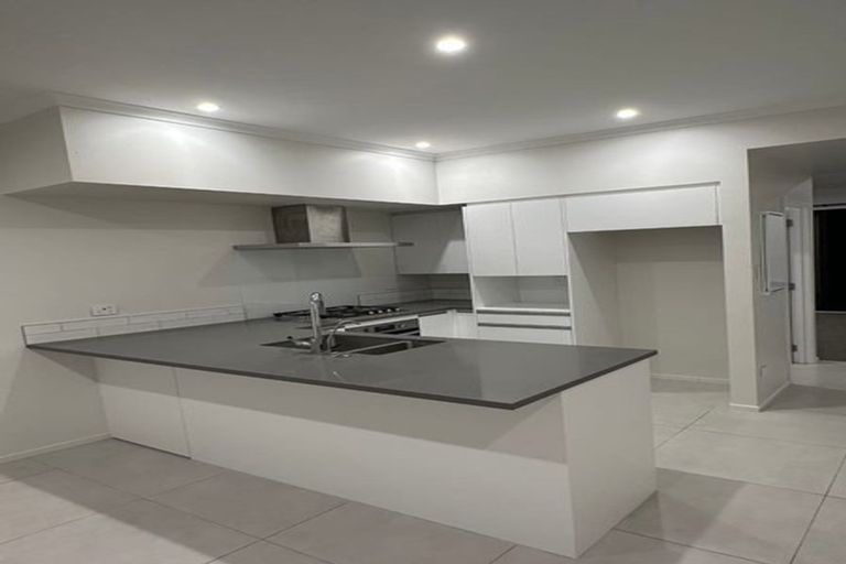 Photo of property in 4 Malcolm Calder Road, Hobsonville, Auckland, 0616