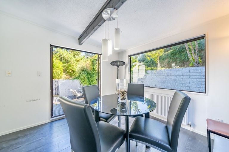 Photo of property in 27 Postgate Drive, Whitby, Porirua, 5024