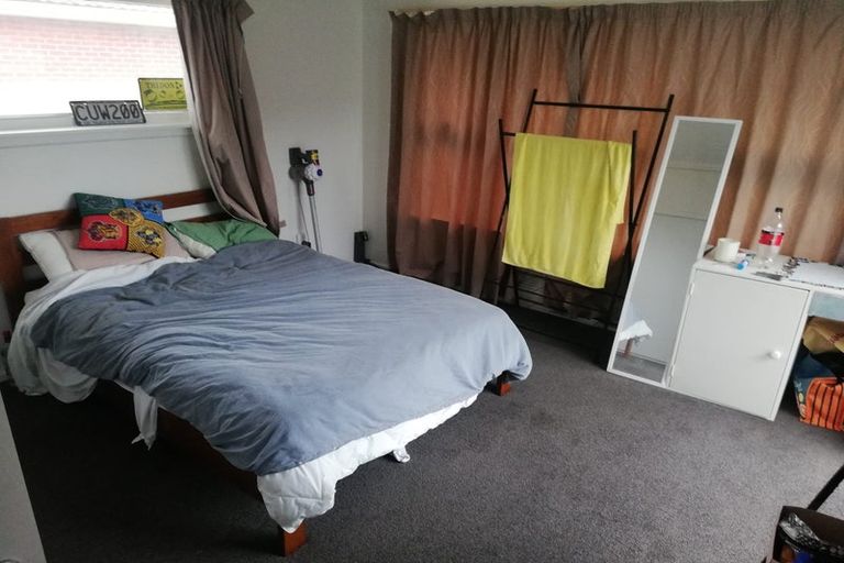 Photo of property in 120 Maidstone Road, Ilam, Christchurch, 8041