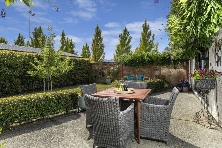Photo of property in 3 Ash Avenue, Albert Town, Wanaka, 9305