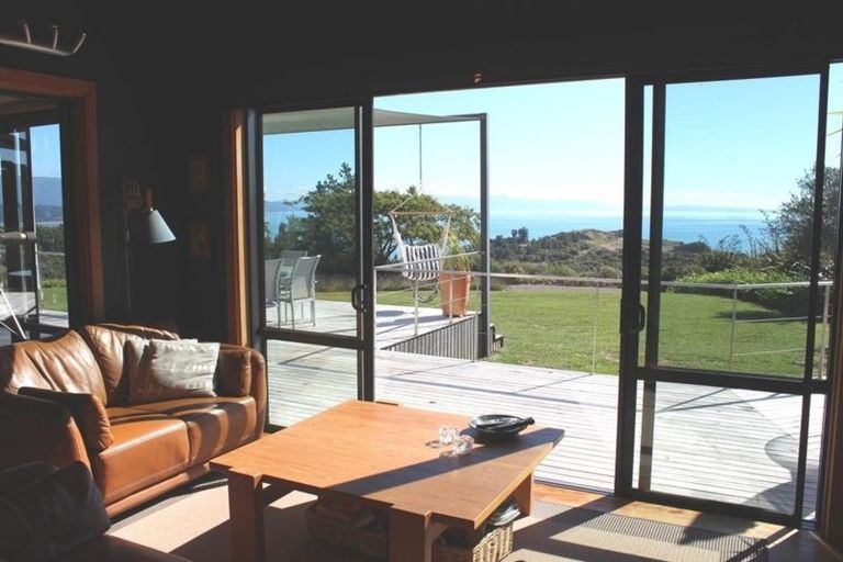 Photo of property in 45 Falconer Road, Pohara, Takaka, 7183