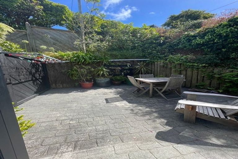 Photo of property in 18 Calcutta Street, Khandallah, Wellington, 6035