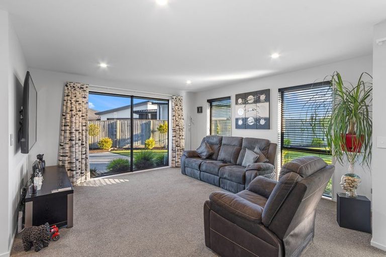 Photo of property in 114 Sutherland Drive, Kaiapoi, 7630