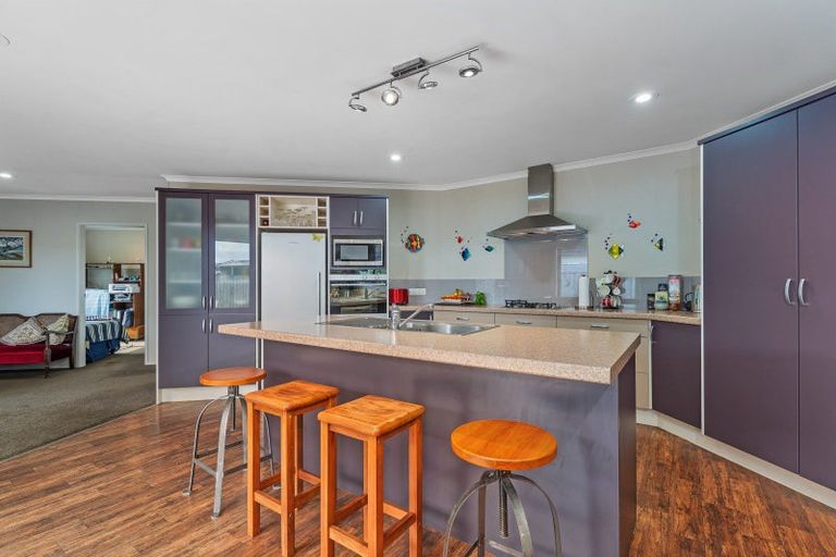 Photo of property in 38 Kupe Drive, Whitianga, 3510