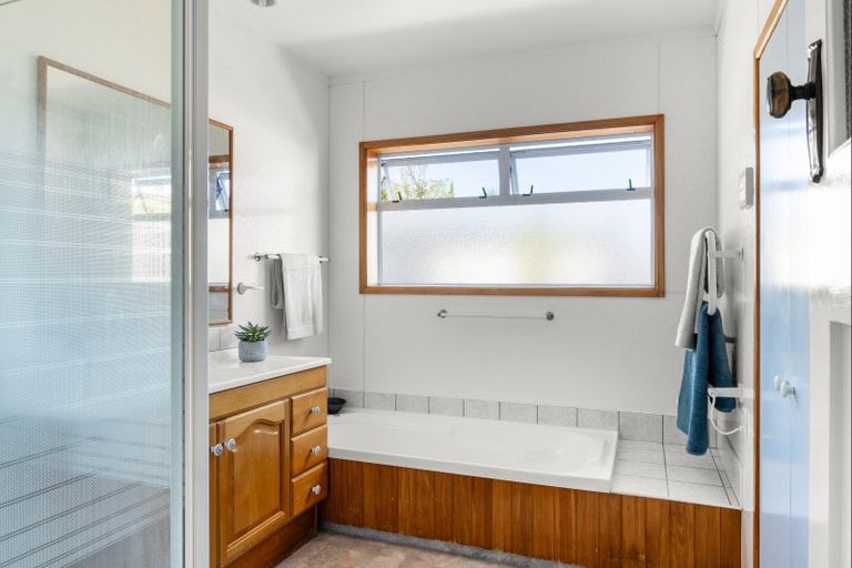 Photo of property in 8 Heta Road, Inner Kaiti, Gisborne, 4010