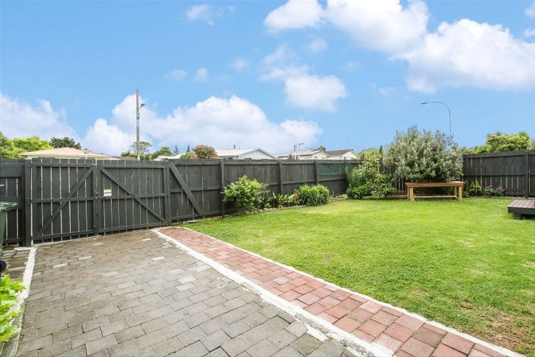 Photo of property in 1/36 Park Estate Road, Rosehill, Papakura, 2113
