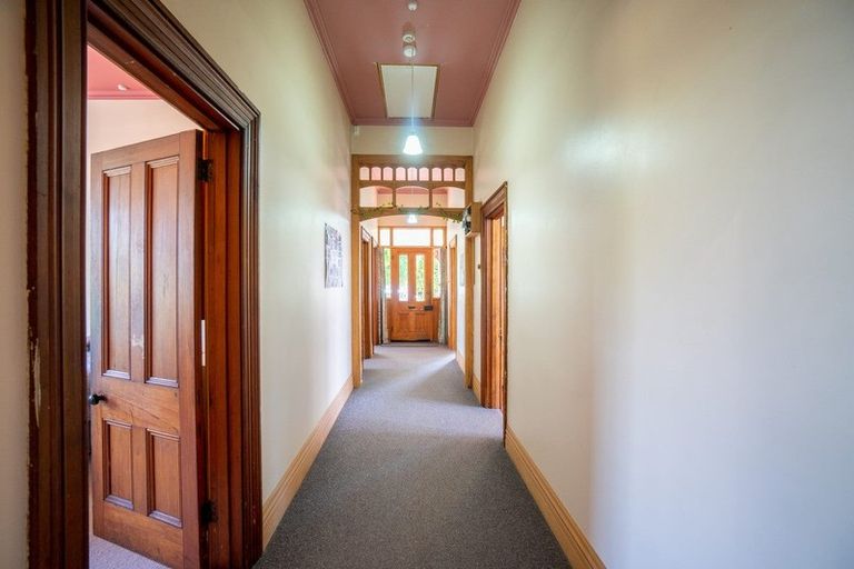 Photo of property in 16 Lombard Street, Palmerston North, 4410