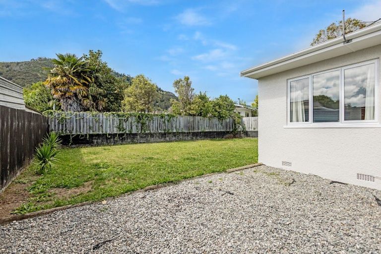 Photo of property in 2/125 Tipahi Street, Nelson South, Nelson, 7010
