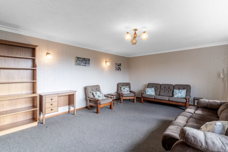 Photo of property in 13 Hamilton Avenue, Winton, 9720