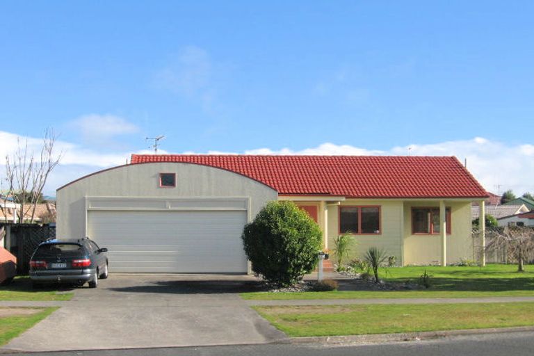 Photo of property in 18 Moreland Avenue, Pukete, Hamilton, 3200