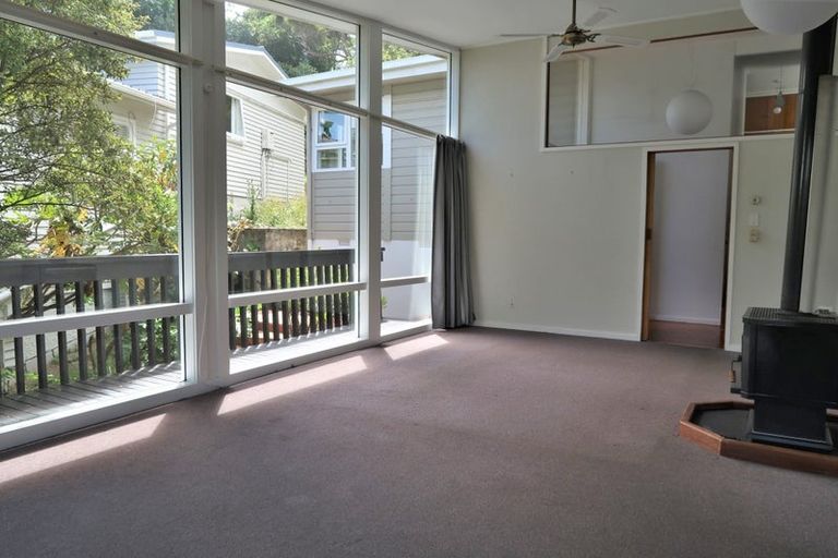 Photo of property in 9 Ardross Avenue, Khandallah, Wellington, 6035