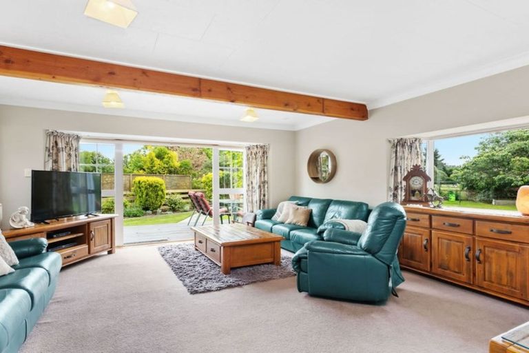 Photo of property in 27 Cross Street, Coalgate, 7673