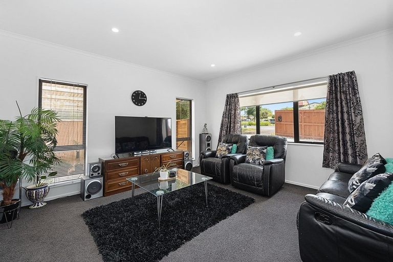 Photo of property in 12 Morrinsville Road, Hillcrest, Hamilton, 3216