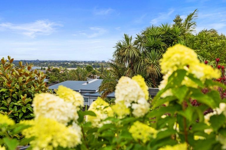 Photo of property in 44b Waikite Road, Welcome Bay, Tauranga, 3112
